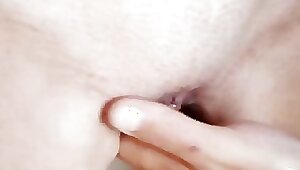 Руководство по доведению до сквирта через мастурбацию точки G